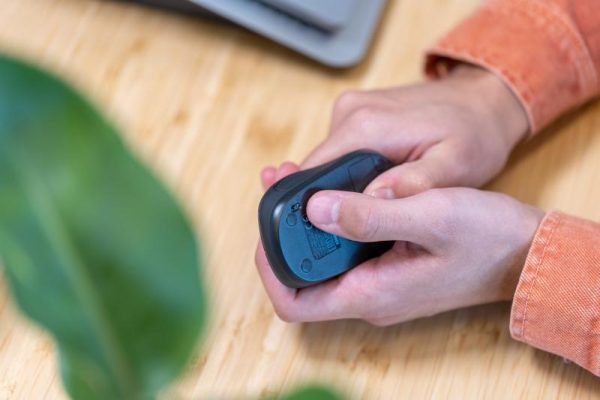 Mouse Trust Wireless optic, rezolutie 1600 DPI, albastru - imagine 15