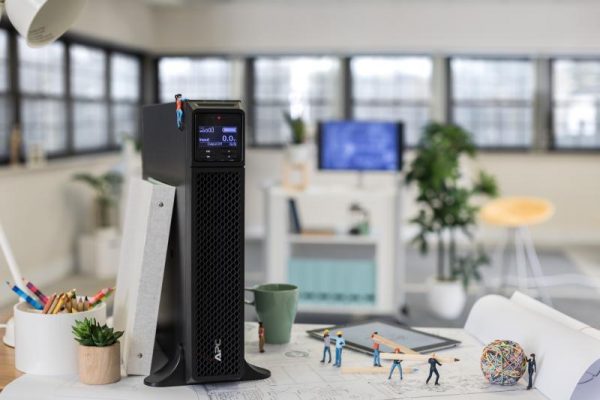 UPS APC Smart-UPS SRT online dubla-conversie 2200VA / 1980W 8 - imagine 10