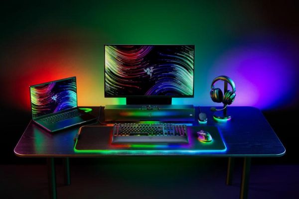 Razer BlackWidow V4 Pro - Mechanical Gaming Keyboard (Green Switch) - imagine 10