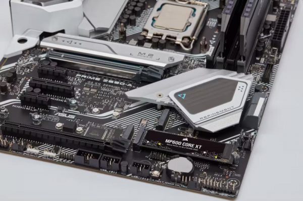 SSD CORSAIR MP600 CORE XT 1TB M.2 NVME - imagine 9