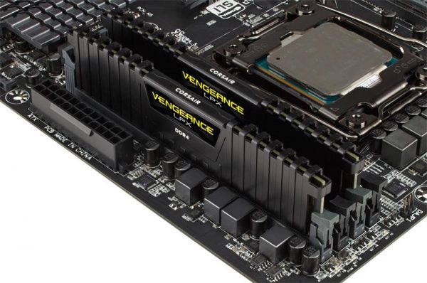 MEMORIE RAM CORSAIR VENGEANCE LPX 16GB (1x16GB) DDR4, 3200MHz NEGRU - imagine 8