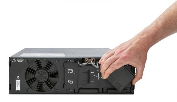UPS APC Smart-UPS SRT online dubla-conversie 5000VA / 4500W 6 - imagine 10