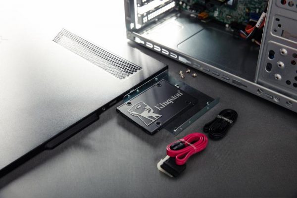 SSD Kingston KC600, 2TB, 2.5", SATA III - imagine 8