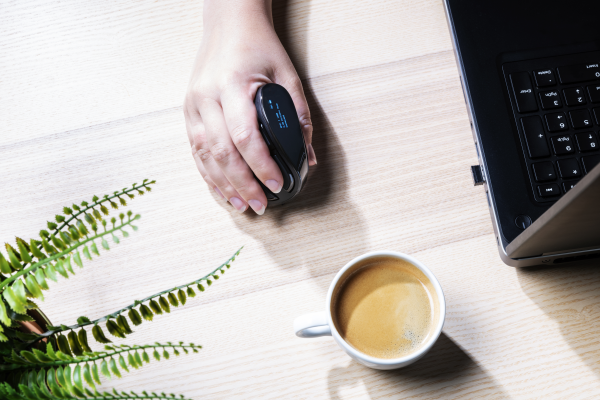 Mouse Trust Voxx, Rechargeable Ergonomic Wireless, negru - imagine 16